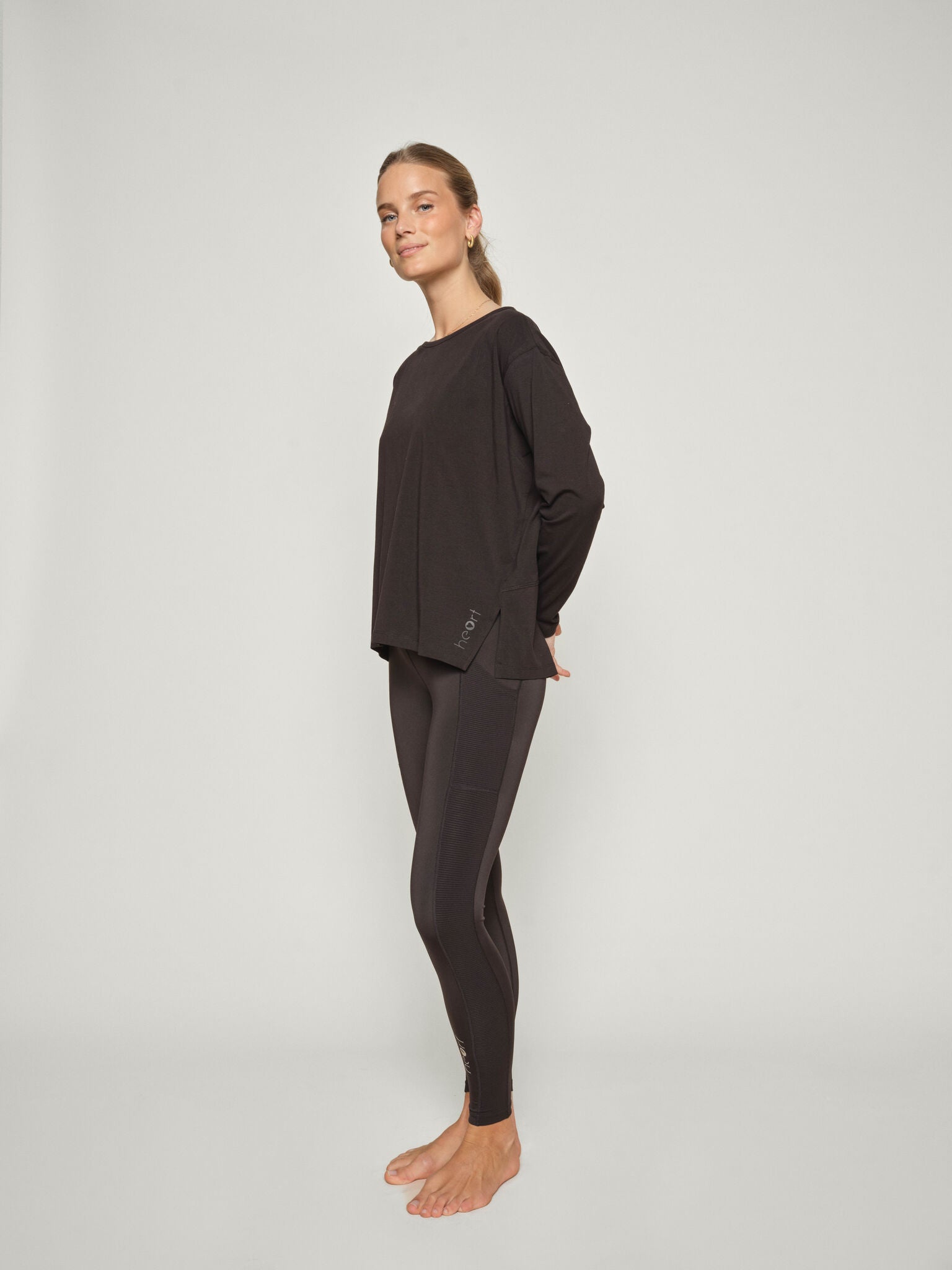 Modelshot / Black / Detail